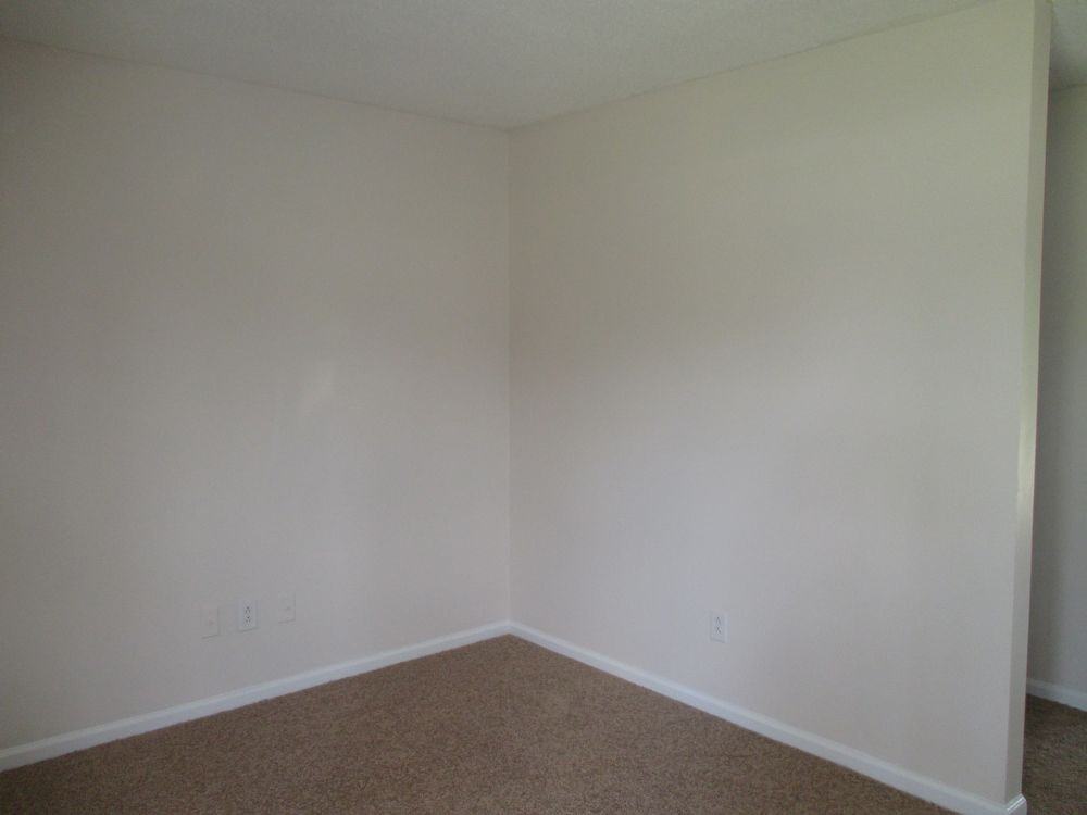 1220 Spring Garden Rd - Photo 3 of 24