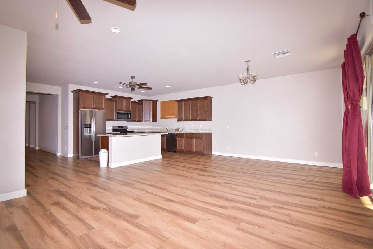 343 Armitage Way #1 - Photo 3 of 14