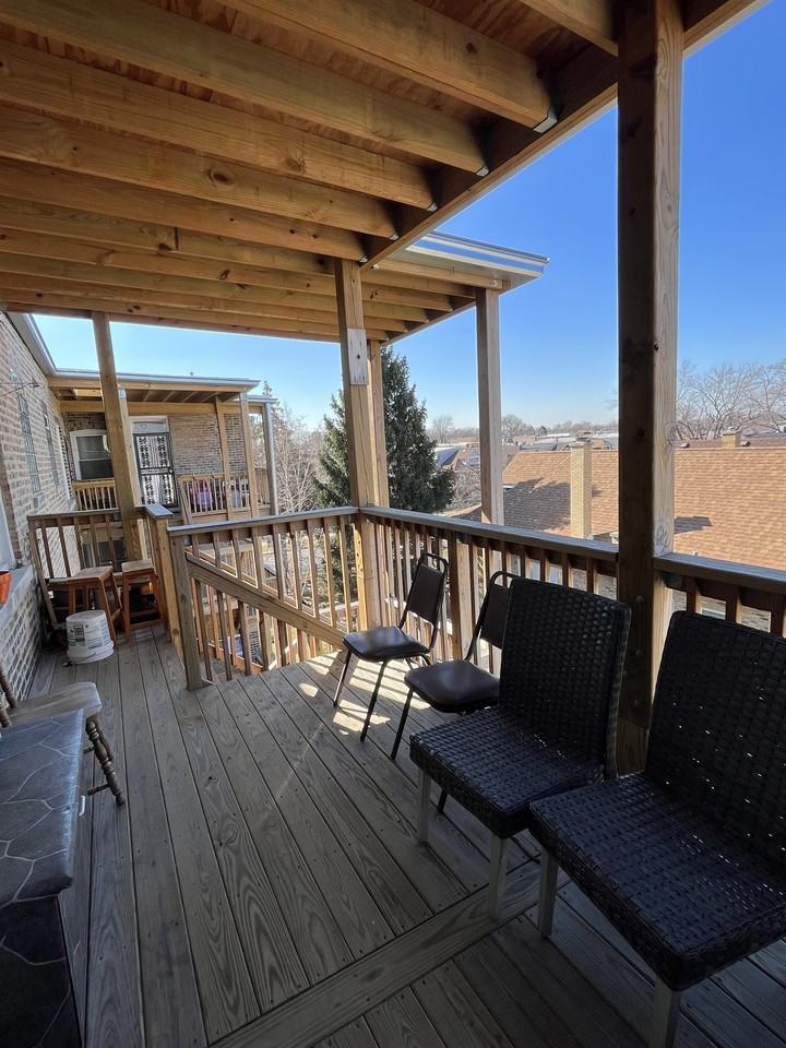 2840 N Lockwood Ave #3D - Photo 2 of 21