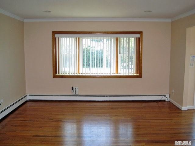 308 Cedarhurst St - Photo 2 of 14