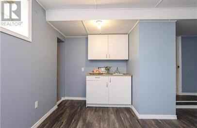 101 Hyland Drive - Photo 2 of 9