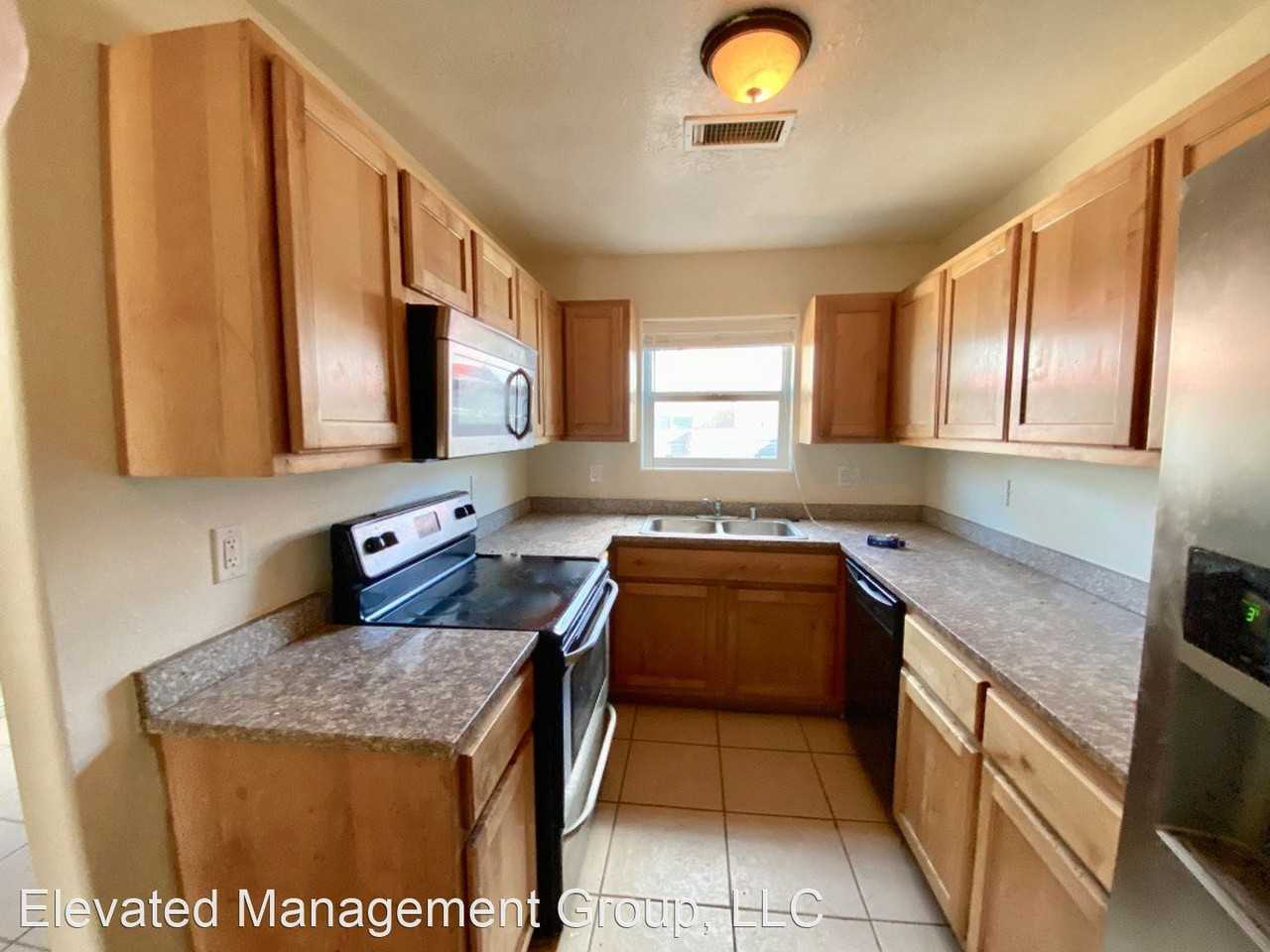 208 San Clemente - Photo 2 of 12