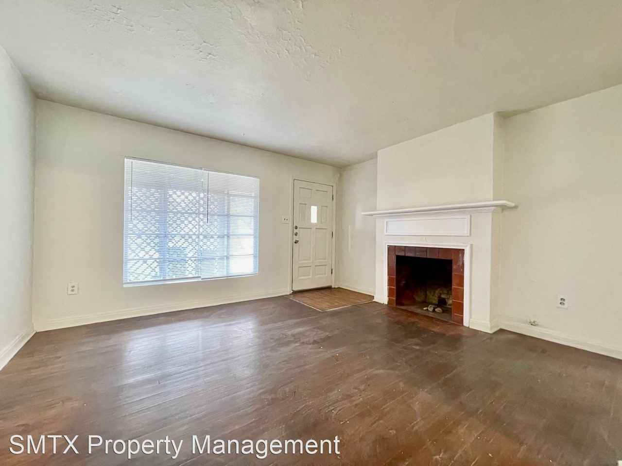 319 Riverside Dr - Photo 2 of 11