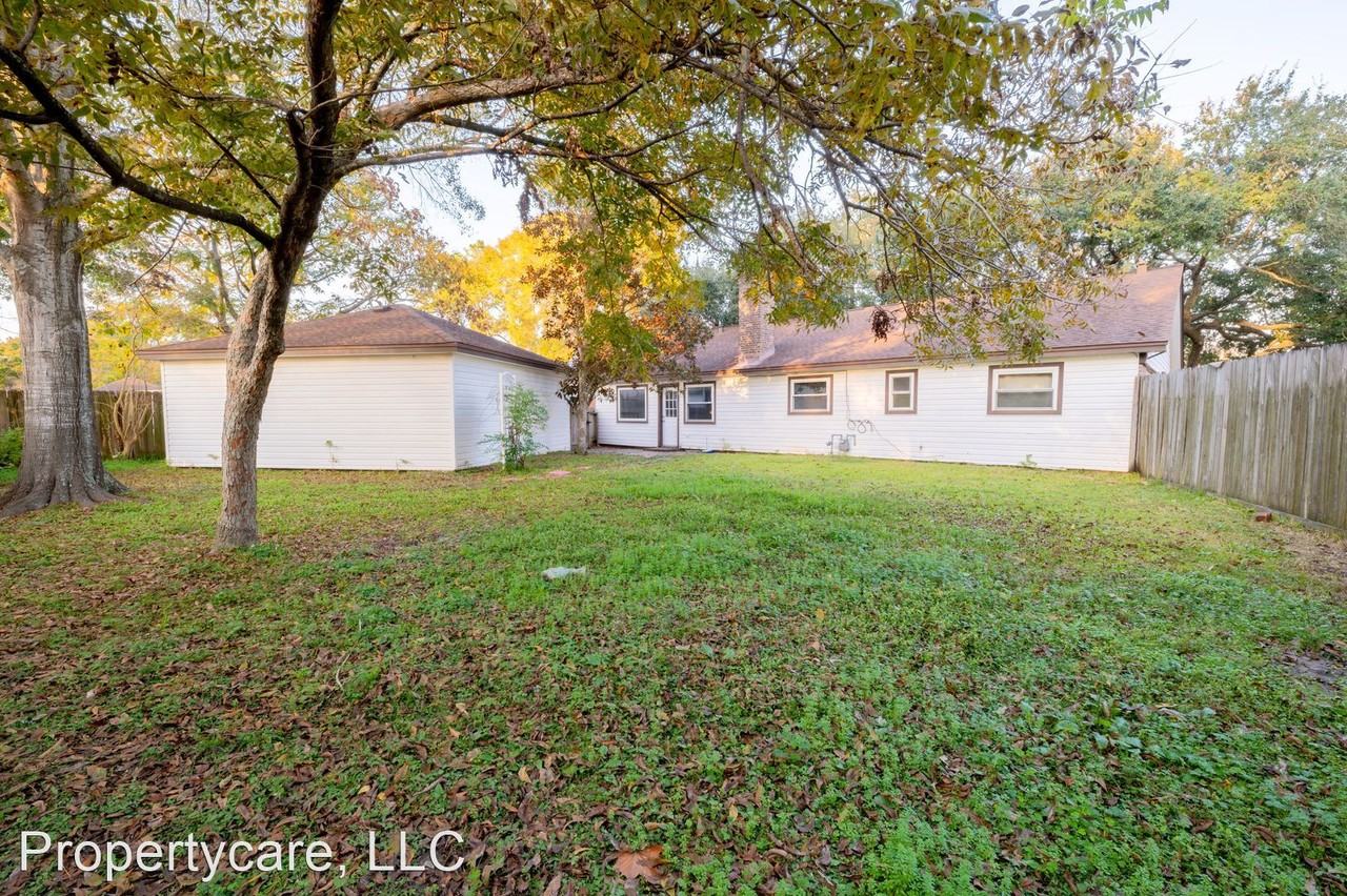 18314 Point Lookout Dr - Photo 3 of 15