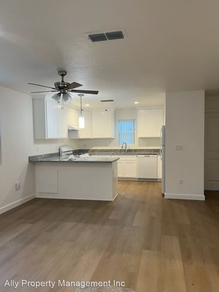 705 5th St - Photo 3 of 6