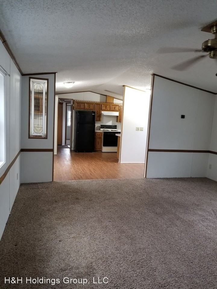 610 Wilhorn Rd. - Photo 2 of 13