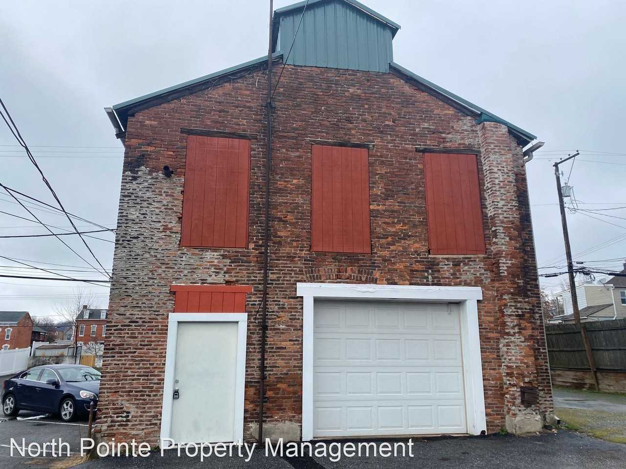 459 Locust St. - Photo 3 of 11