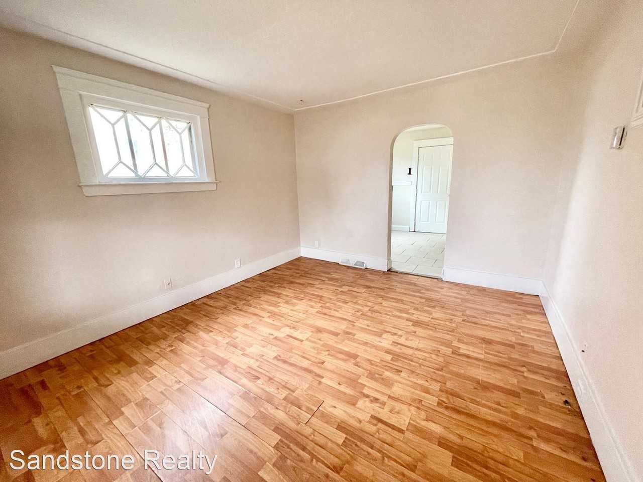 1862 - 1864 E 33 St - Photo 2 of 14