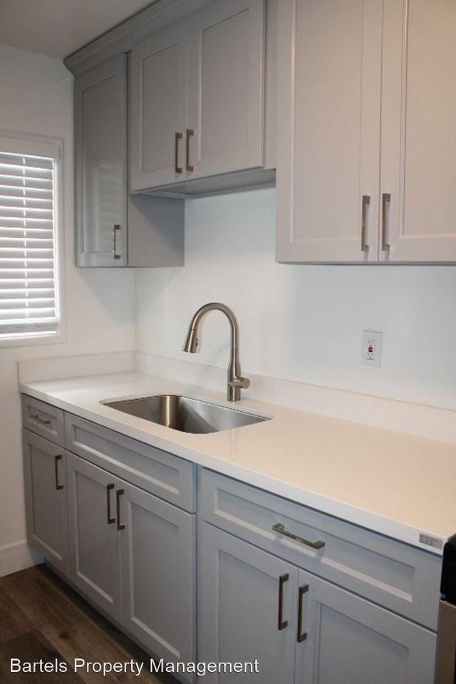 3208 Nevin Ave - Photo 3 of 12