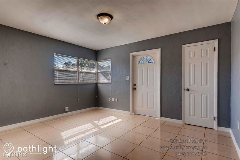 709 San Juan Blvd - Photo 3 of 17