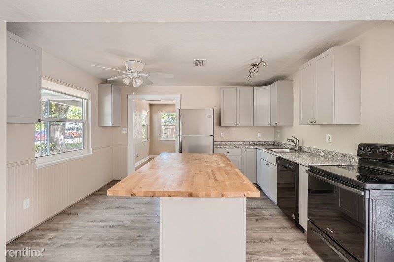7210 10th Ave N - Photo 2 of 12