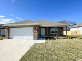 featured image of 663 N Century Ave