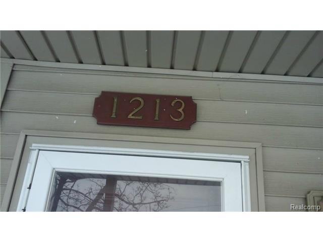 1213 Coolidge Hwy - Photo 2 of 14