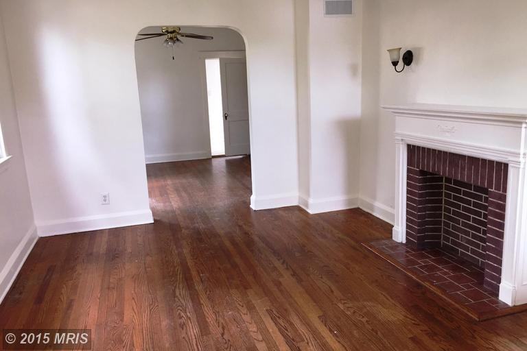 2600 Roselawn Ave - Photo 3 of 17