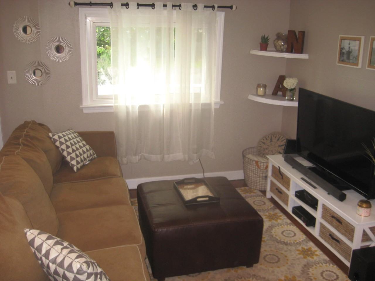 19 N Beach Rd - Photo 3 of 20