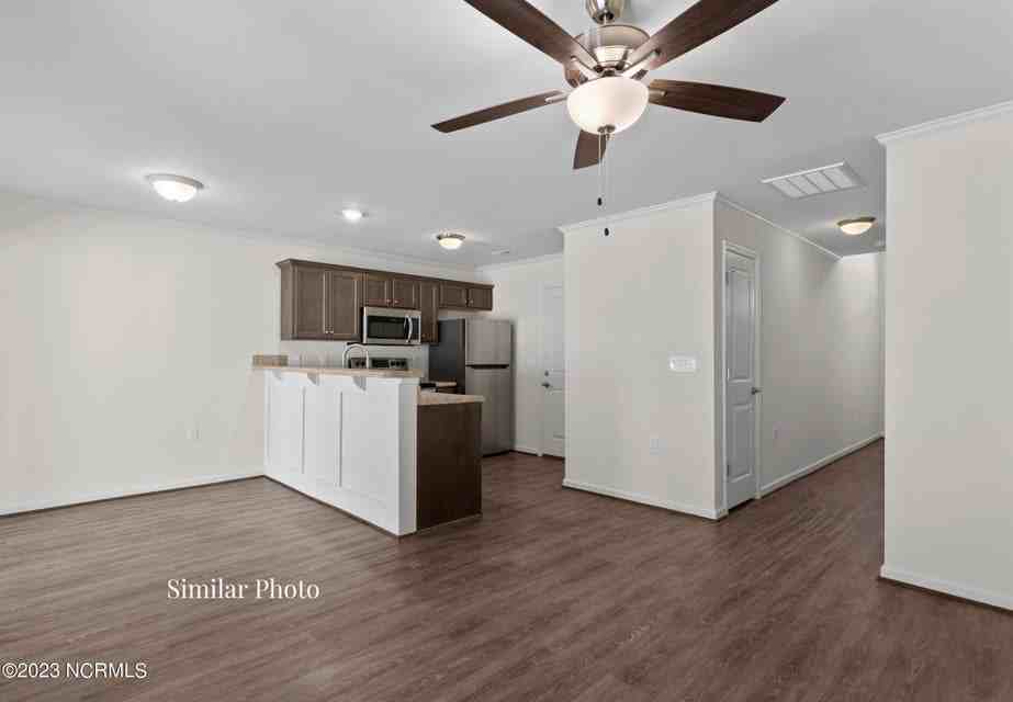 465 Sullivan Loop Road - Photo 3 of 8
