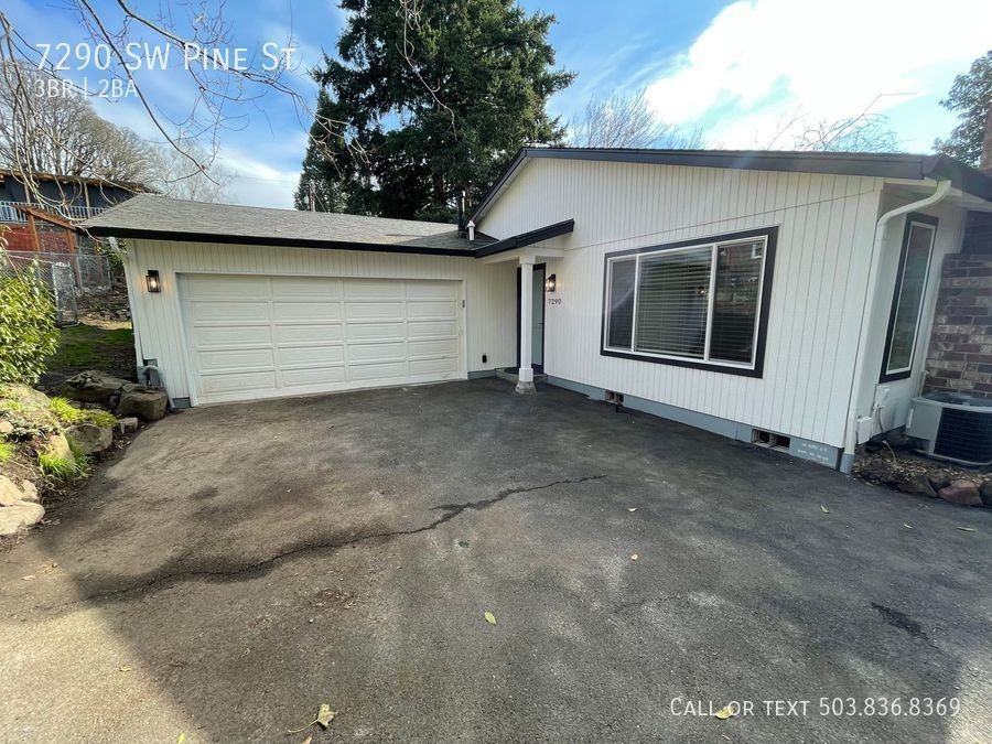 7290 Sw Pine St - Photo 2 of 30