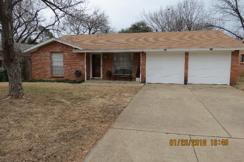 1102 Wildwood Dr - Photo 2 of 27