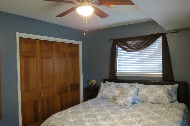 1102 Wildwood Dr - Photo 6 of 27