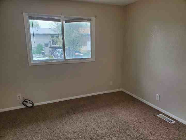 311 Monroe St - Photo 3 of 7