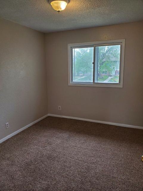 311 Monroe St - Photo 4 of 7