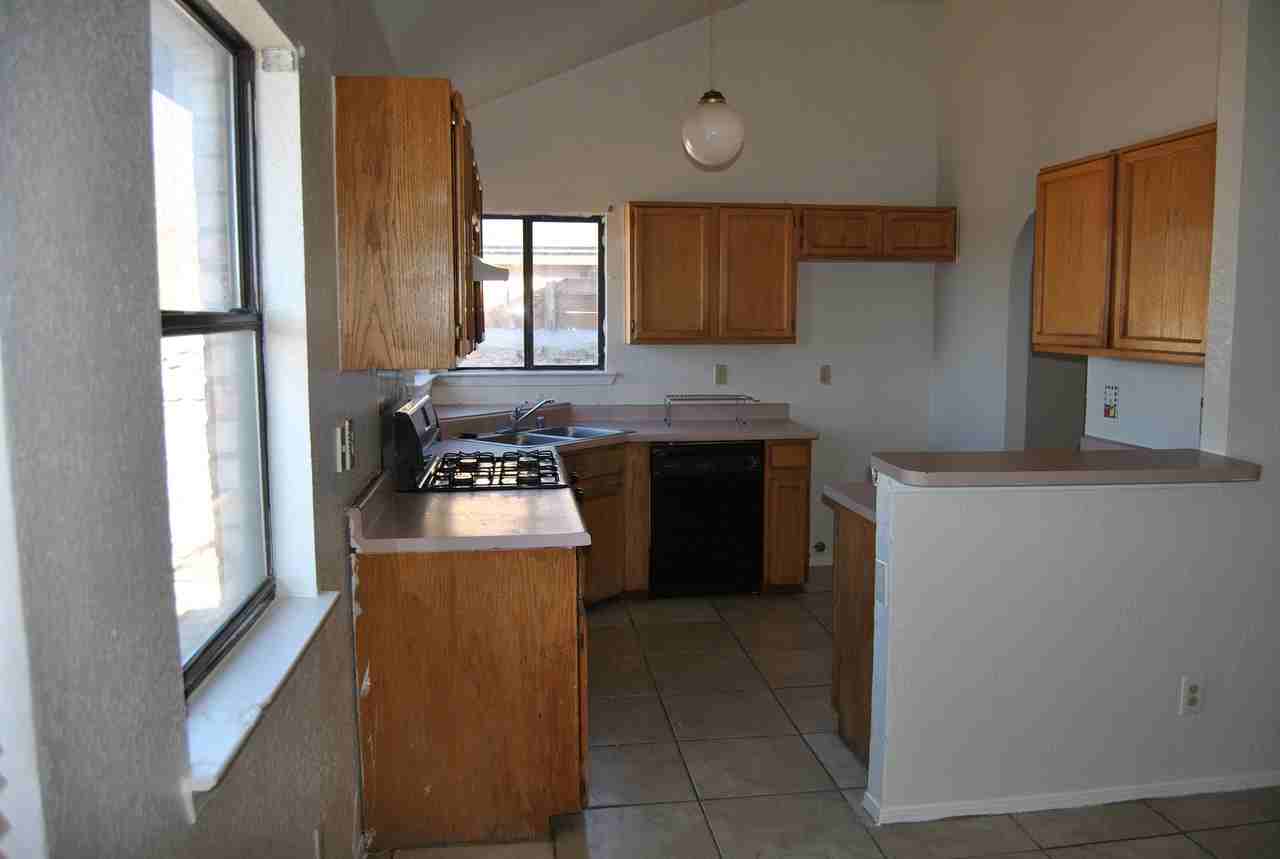 829 Merriman Dr #1 - Photo 5 of 11