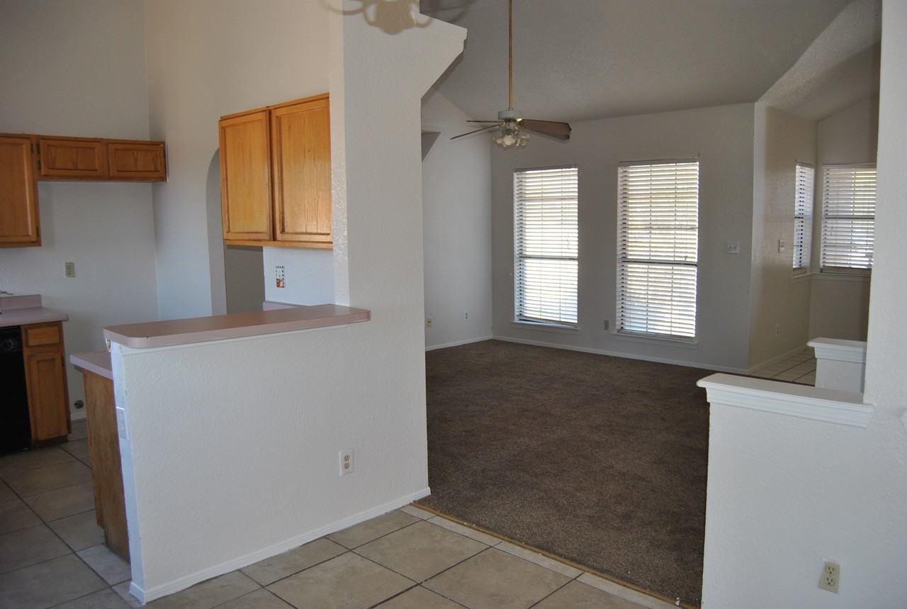 829 Merriman Dr #1 - Photo 6 of 11