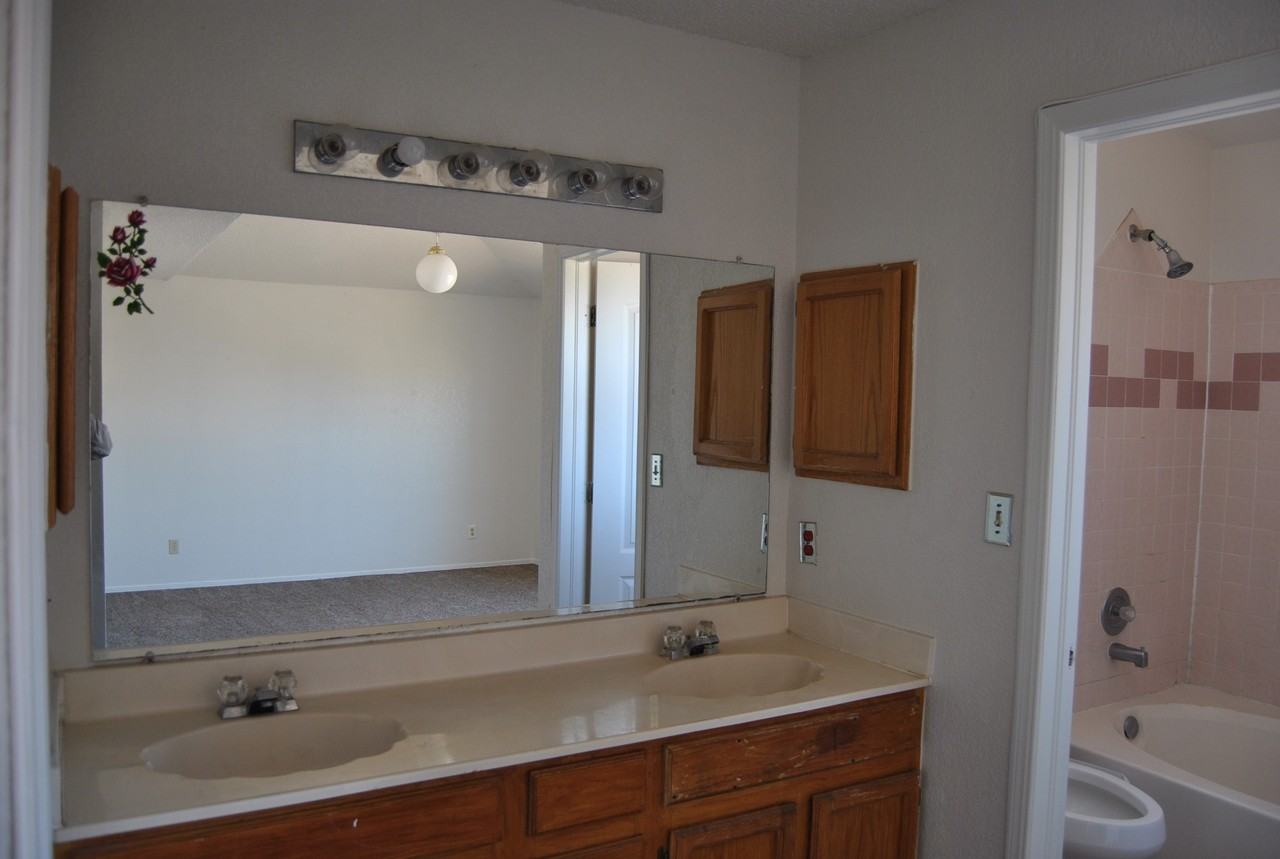 829 Merriman Dr #1 - Photo 7 of 11