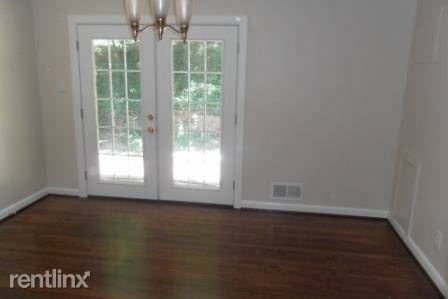 6233 Walhonding Rd - Photo 3 of 9