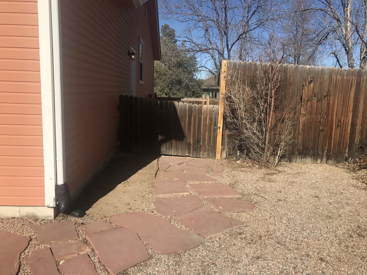 415 Lilac Court - Photo 2 of 19