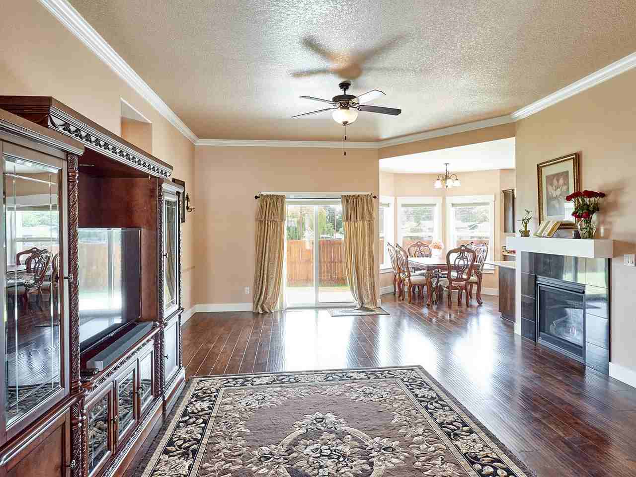 5014 Penny Ln Se - Photo 3 of 19