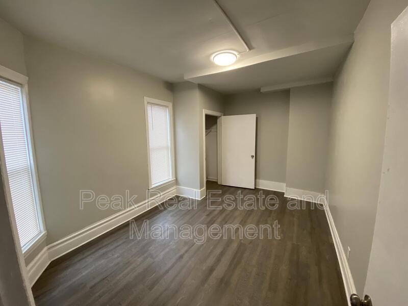 1154 Prospect Ave Se - Photo 7 of 16