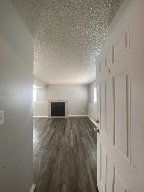 1825 Zebulon Dr - Photo 2 of 9