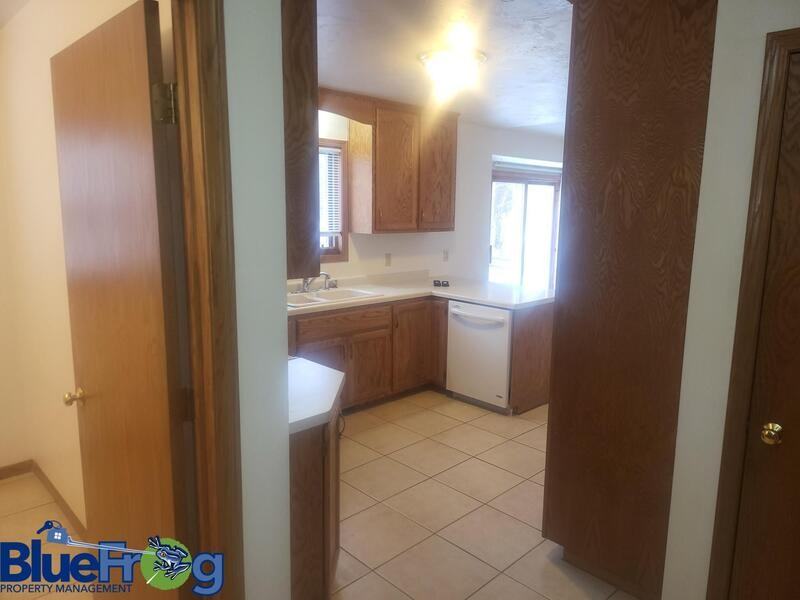 2008 2008/2010 Schanock Drive - Photo 2 of 18