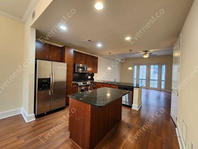 702 Cosmopolitan Dr Ne - Photo 3 of 28