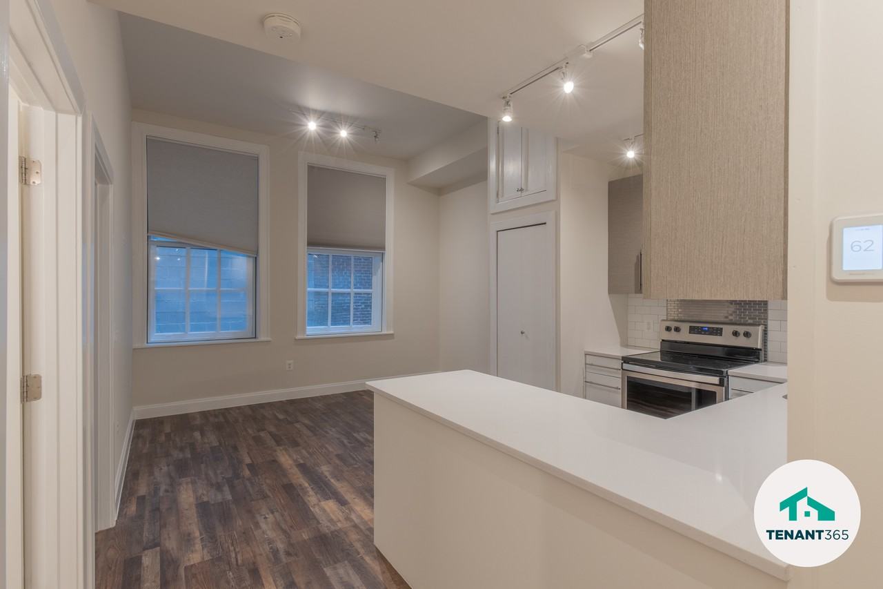 8 E Fayette St #303 - Photo 4 of 13