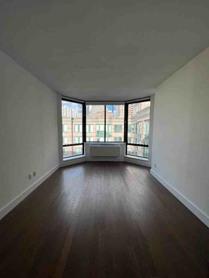 Battery Pl 420, New York, NY 10280 1 Bedroom Apartment for Rent