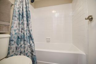 12700 Indian School Rd Ne - Photo 1 of 1