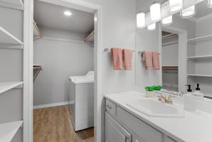 featured image of 1101 W Greenough Dr