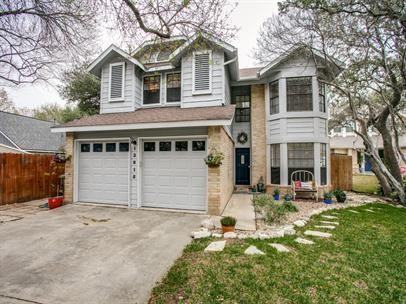 13815 Stone Hollow Dr - Photo 2 of 10