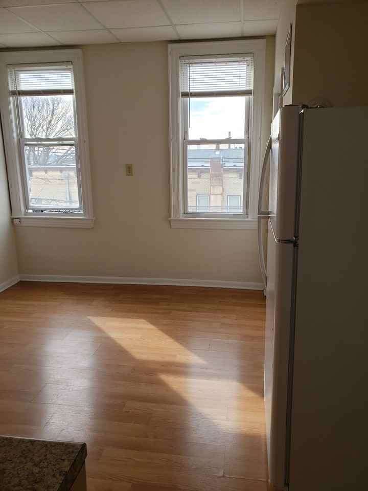 64 Belmont Ave #5 - Photo 2 of 6