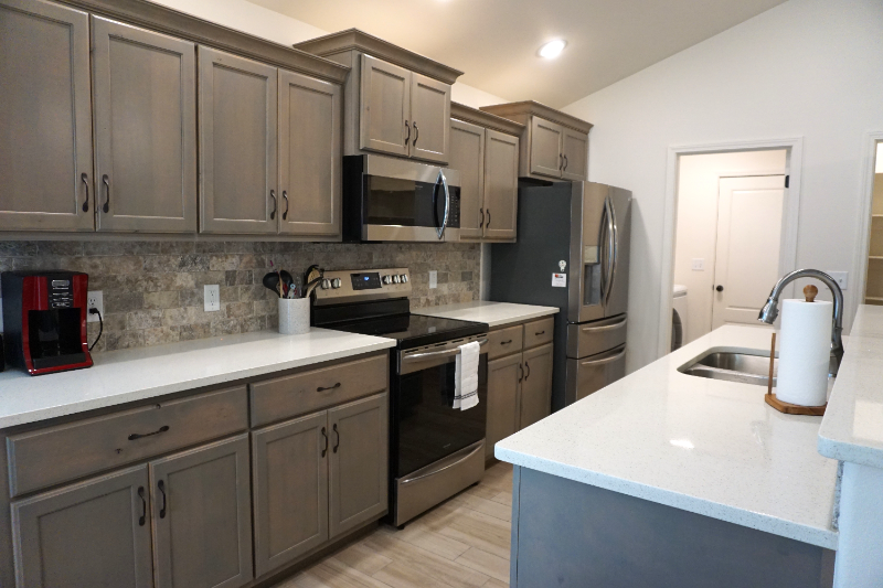 3660 Macintosh Way - Photo 7 of 34