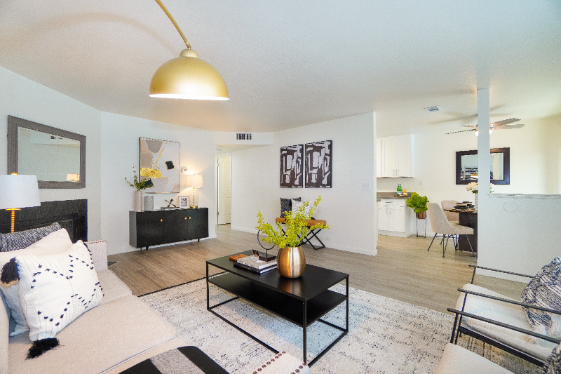 581 Giuffrida Ave - Photo 3 of 14