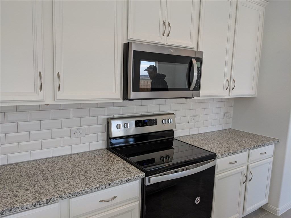 6705 Routenburn St #1 - Photo 4 of 9