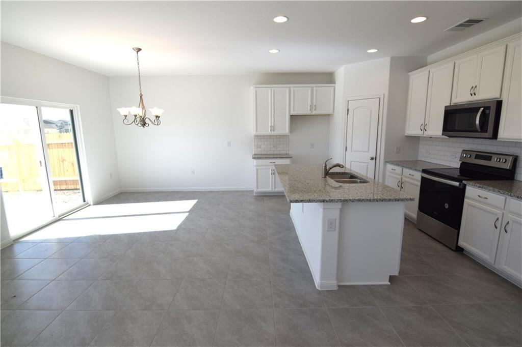 6705 Routenburn St #1 - Photo 5 of 9