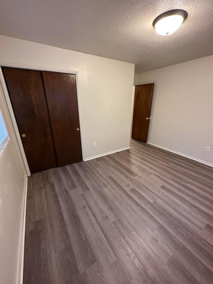 1313 1st Ave #2 - Photo 6 of 13