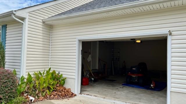 1908 Joslyn Dr #1 - Photo 3 of 15