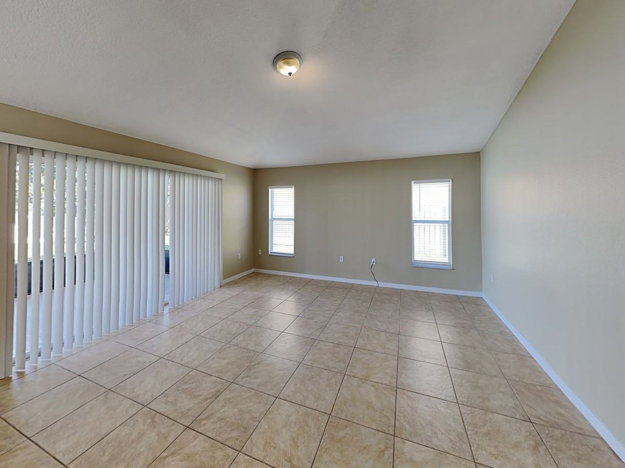 398 Tunbridge Dr - Photo 3 of 20