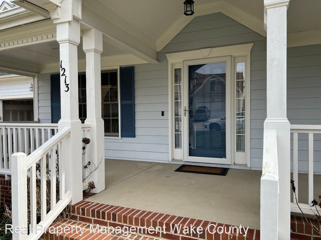 1213 Heritage Greens Dr - Photo 3 of 36