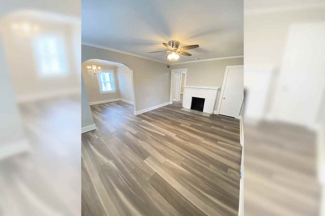 2221 E 39th St - Photo 2 of 20